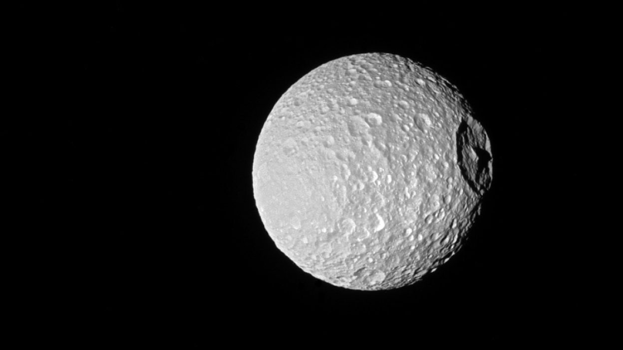 Saturn moon