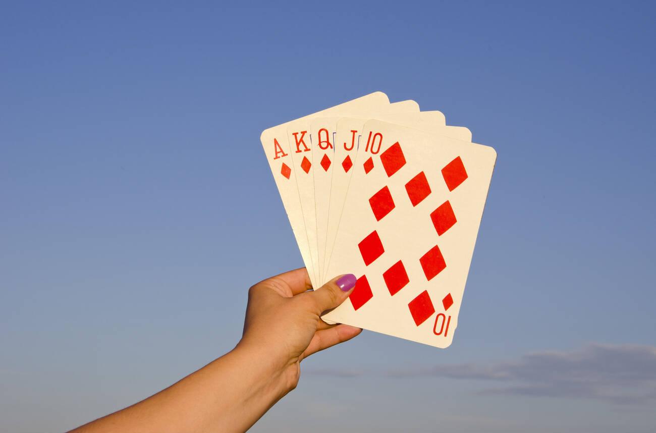 How Many Diamonds are in a Deck of Cards? Know the Numbers