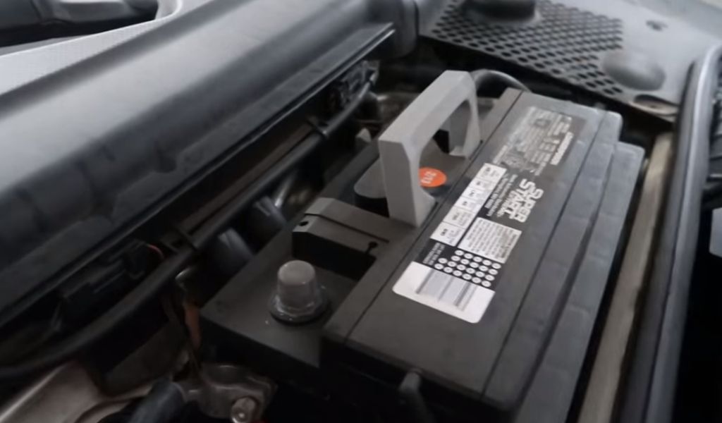 Signs Your Car Battery is Dying